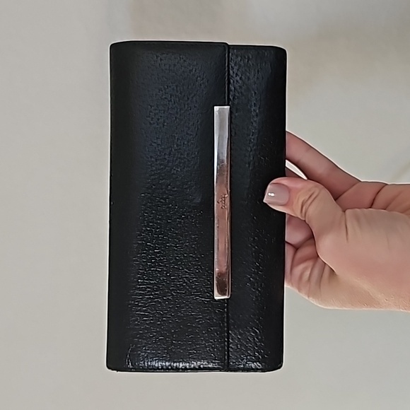 Gucci Handbags - Gucci Wallet